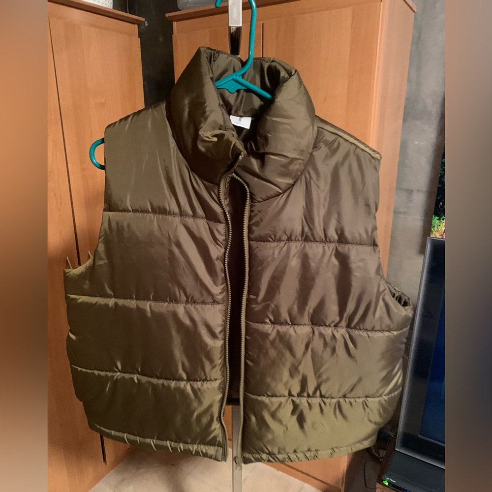 Abound Khaki Puffer Vest